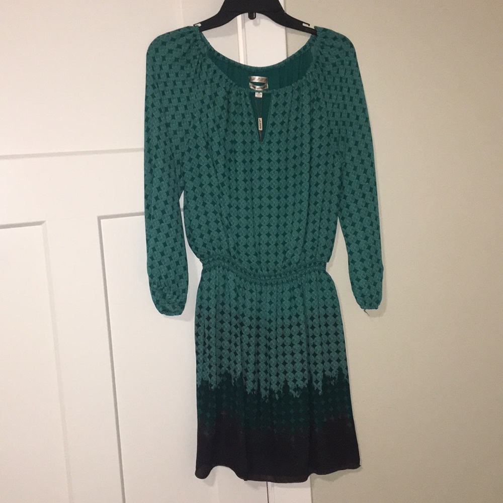 Max Studio Specialty Products M dress
